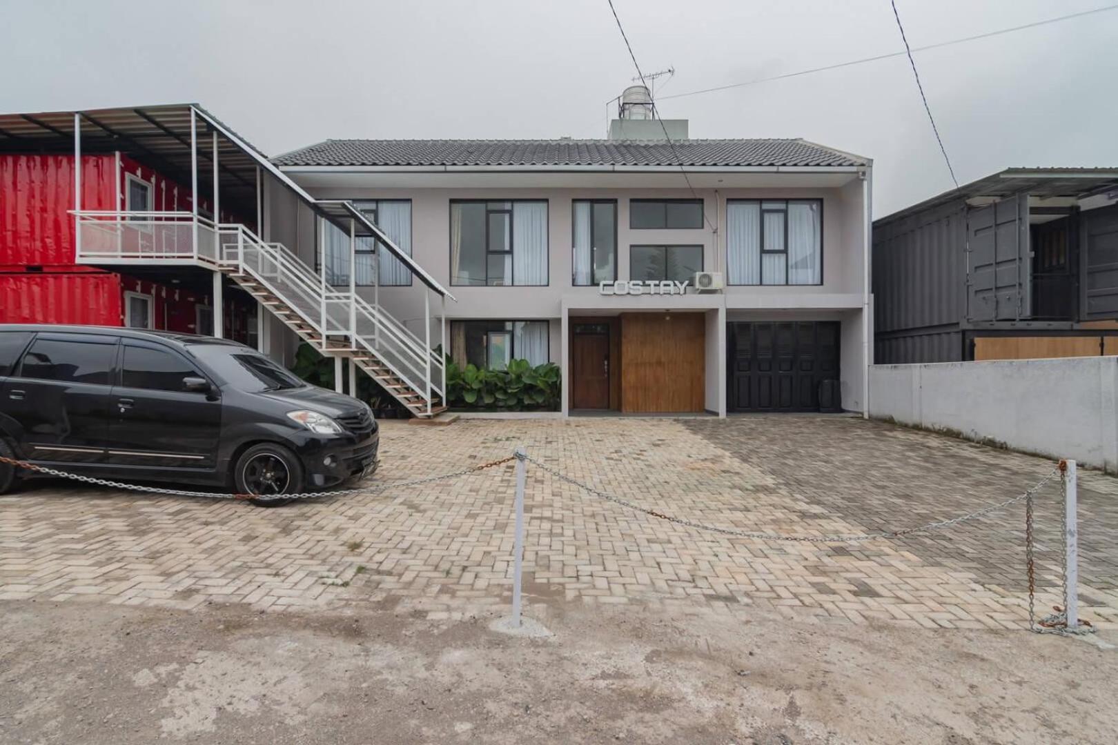 Reddoorz Plus Near Lembang Park & Zoo Exterior foto